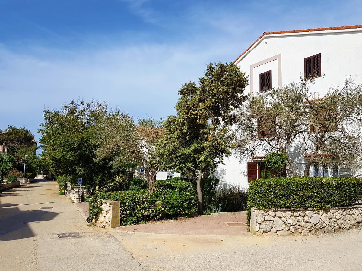 Apartments Monica Novalja Dış mekan fotoğraf